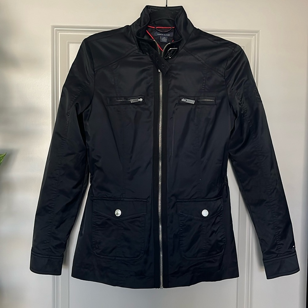 Tommy Hilfiger windbreaker, black, size S/P, great condition.